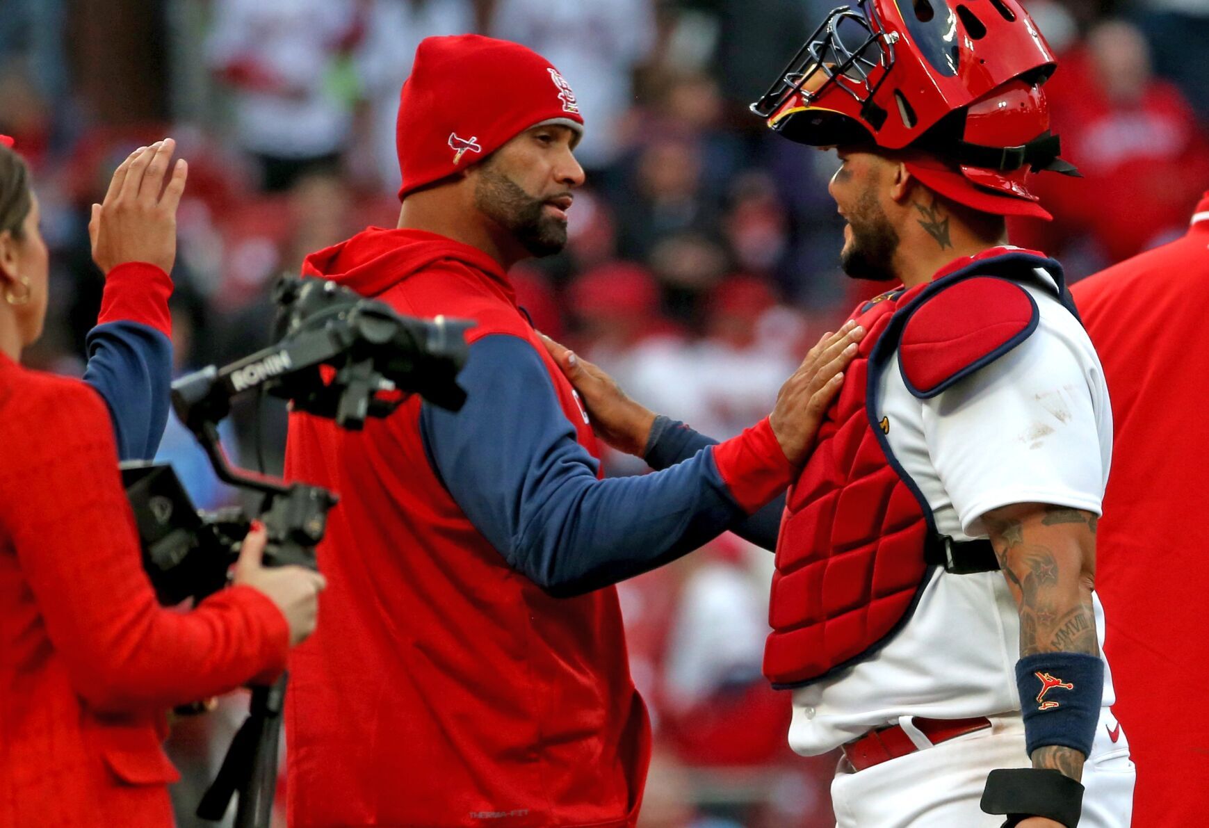 St. Louis Cardinals pound the Pittsburgh Pirates 9-0 in home opener